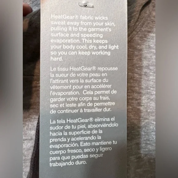 Under Armour heat gear tee - Picture 4 of 5